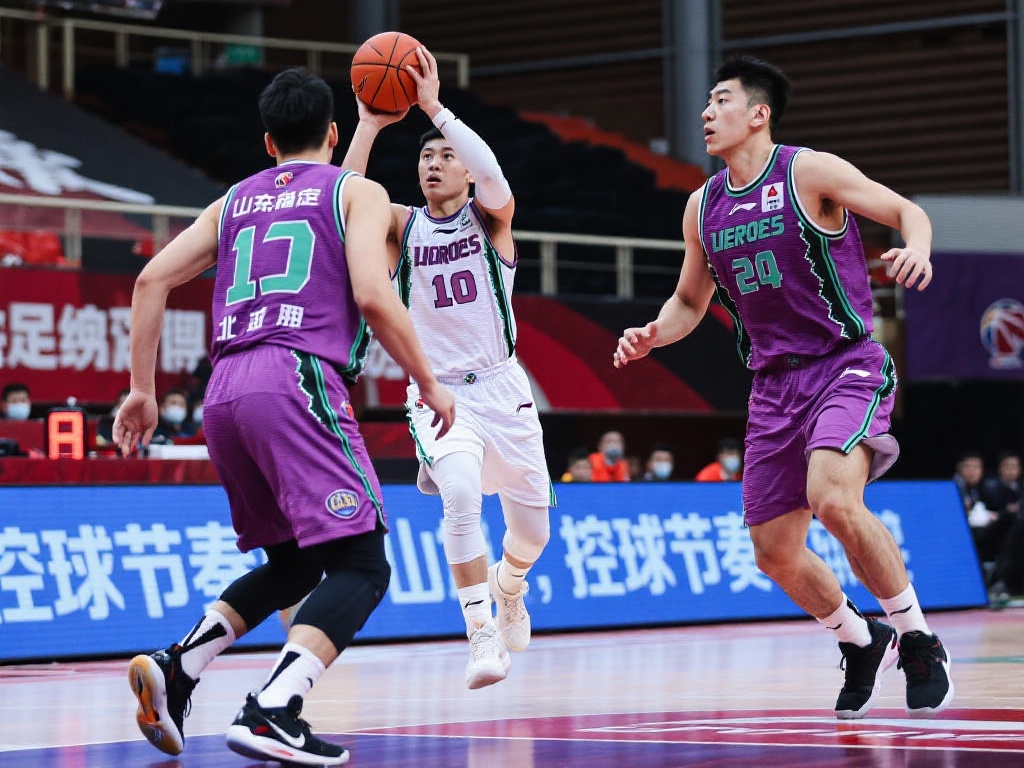 山东男篮常规赛四胜北控，心理优势或成关键